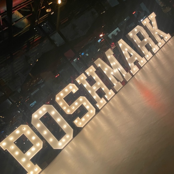 🎉POSH N’ CONNECT NASHVILLE STYLE🎉9/4/2024-HAMPTON SOCIAL FOR HAPPY HOUR - Picture 15 of 15